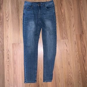 FASHIONNOVA SKINNY JEANS